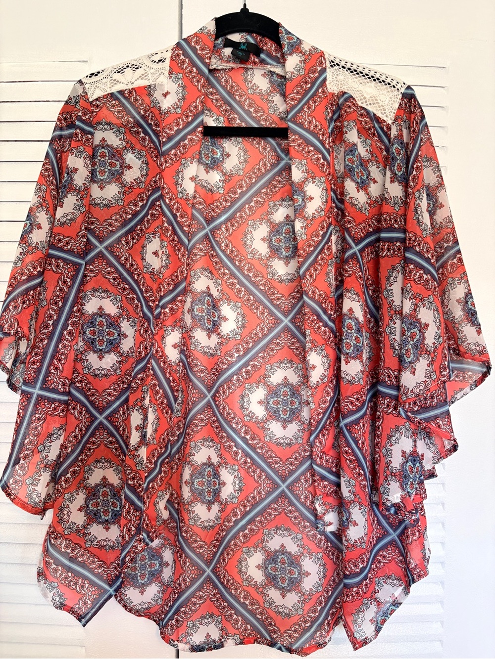 Red Paisley Kimono Cardigan / Boho Crochet Lace Festival Coverup / Size XS